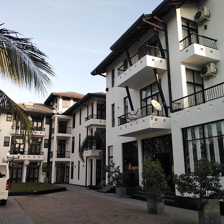 3R Resort Νεγκόμπο Εξωτερικό φωτογραφία