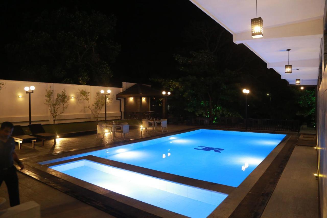 3R Resort Νεγκόμπο Εξωτερικό φωτογραφία