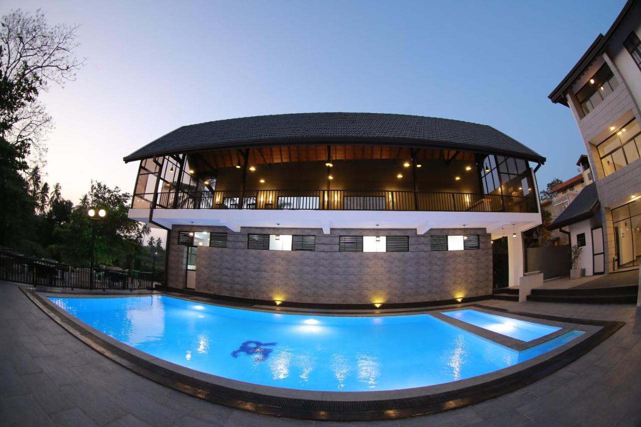 3R Resort Νεγκόμπο Εξωτερικό φωτογραφία